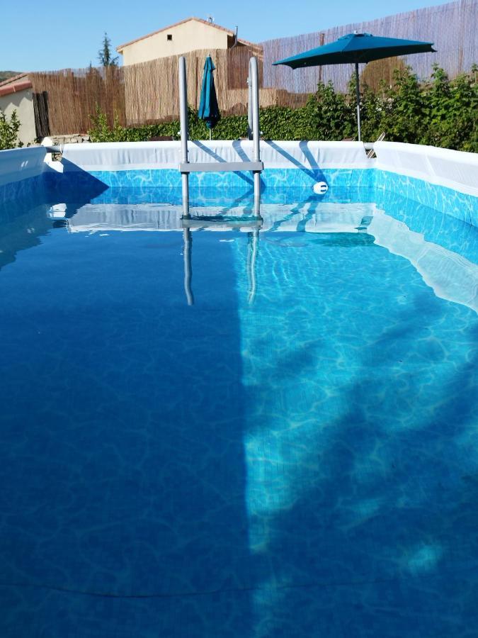 נאבארדונדה דה גרדוס Casa Rural Los 7 Pinos De Gredos מראה חיצוני תמונה